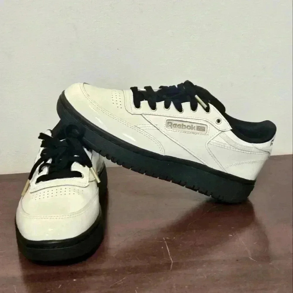 REEBOK CARDI B CLUB C DOUBLE SNEAKERS EUC SIZE 8